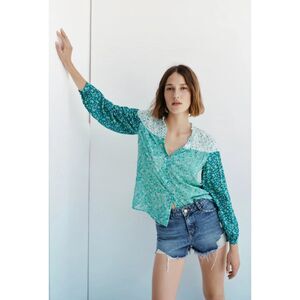 ZARA Green Floral Button Front Long Sleeve Blouse, Size Small